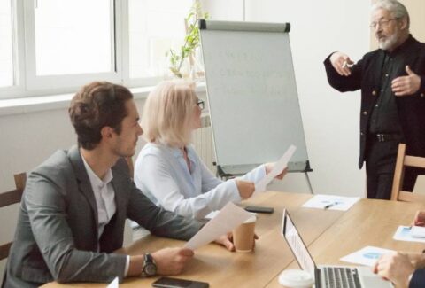 Günlük Konuşmalarınızı Gerçek Bir Diyaloğa Dönüştürün